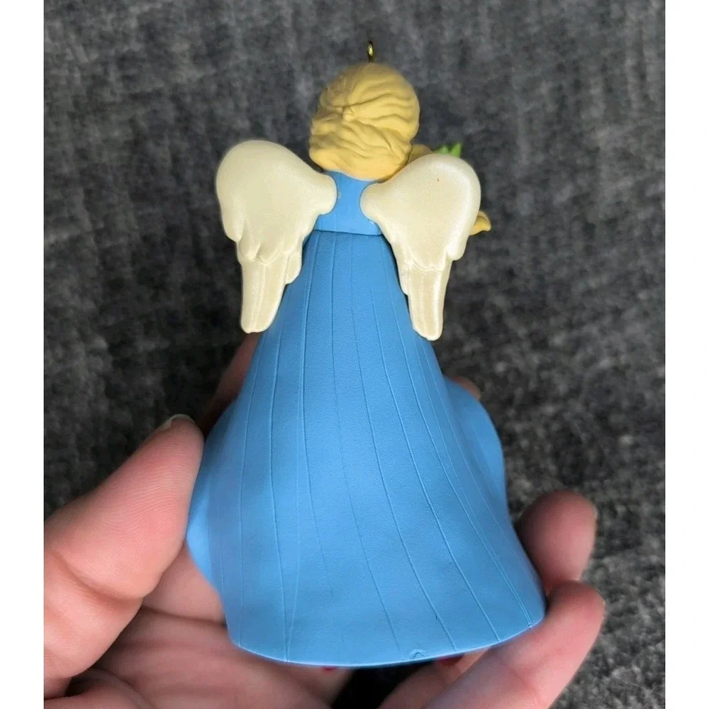 2013 Hallmark Keepsake England Angel Around The World Christmas Ornament w/ Box